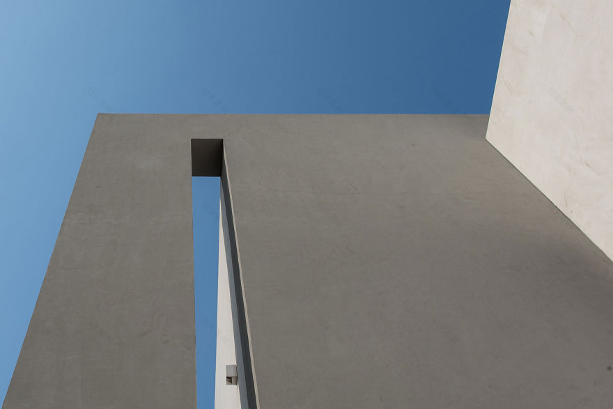 特拉维夫双家庭别墅 | 铝制框架与自然光的巧妙融合-23