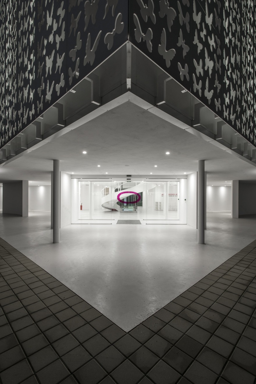 意式蝶舞·Omnicos 化妆品总部办公建筑-42