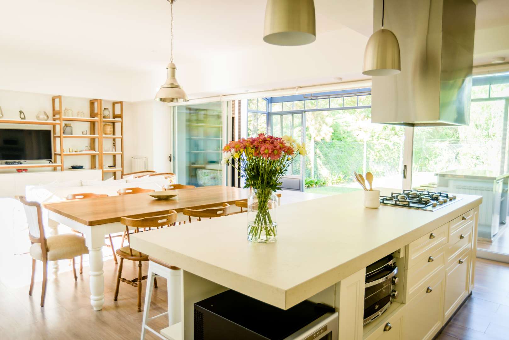 简约之居，功能齐全的家庭聚会空间-13