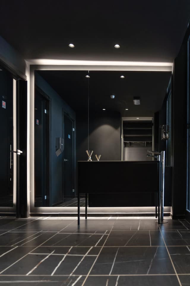 意式优雅融合日式料理,YAMA SUSHI RESTAURANT 打造精致餐饮空间-15