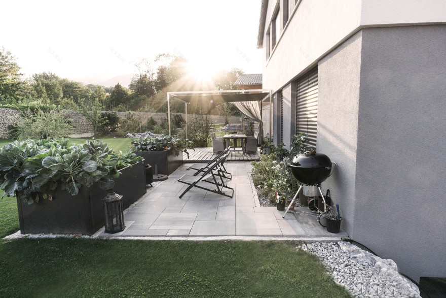 柏林 Brannenburger 单家庭住宅,创意布局实现多功能空间-4