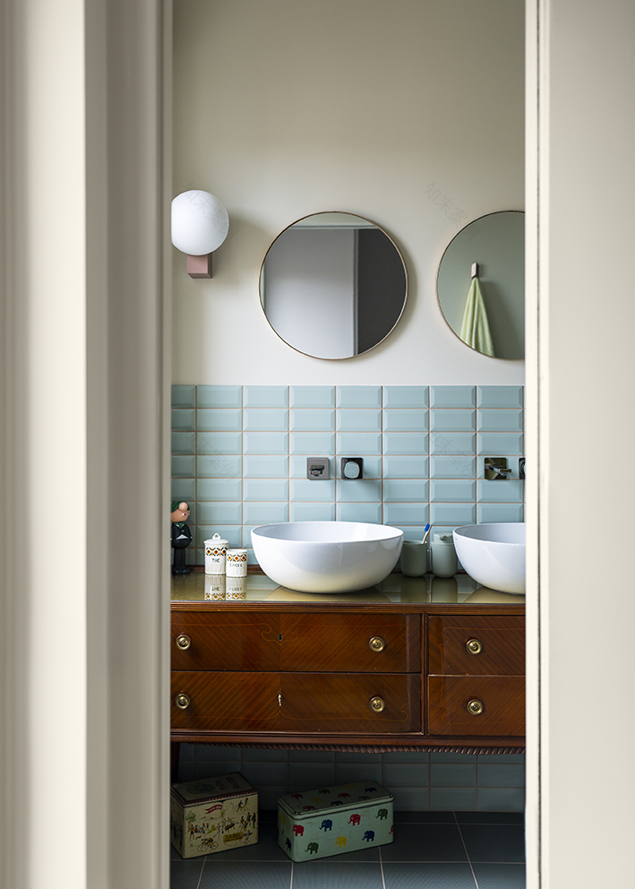 绿玫瑰的混搭之家 | 复古与现代的完美融合-1