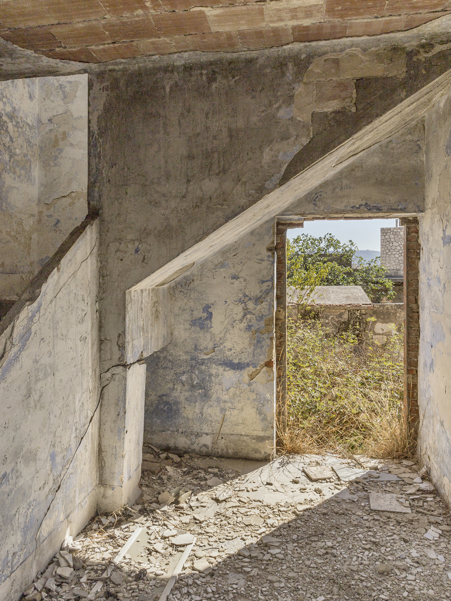 意大利农村改革之败 · 半废弃的圣玛丽亚·伊尔西-8