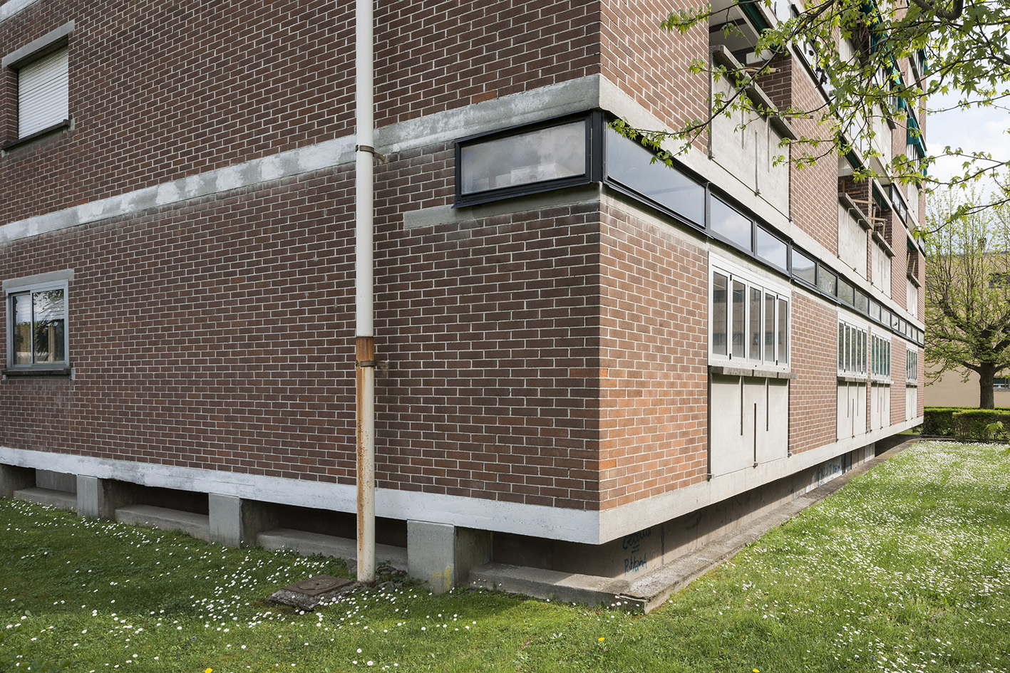 垂直社区的革新 | Ivrea 的共管塔楼-14