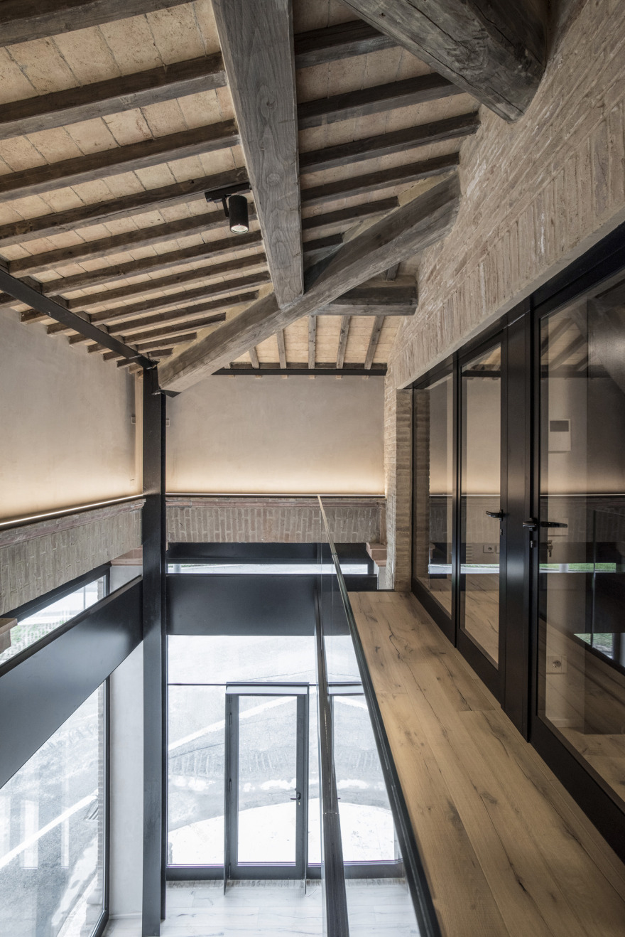 修复历史建筑,焕发新生的 Casotto del Dazio 别墅室内设计-6