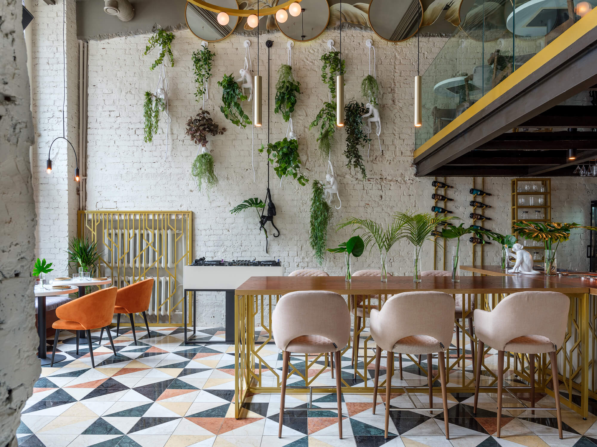 卡普谢纳街 SAPIENS 餐厅设计-1