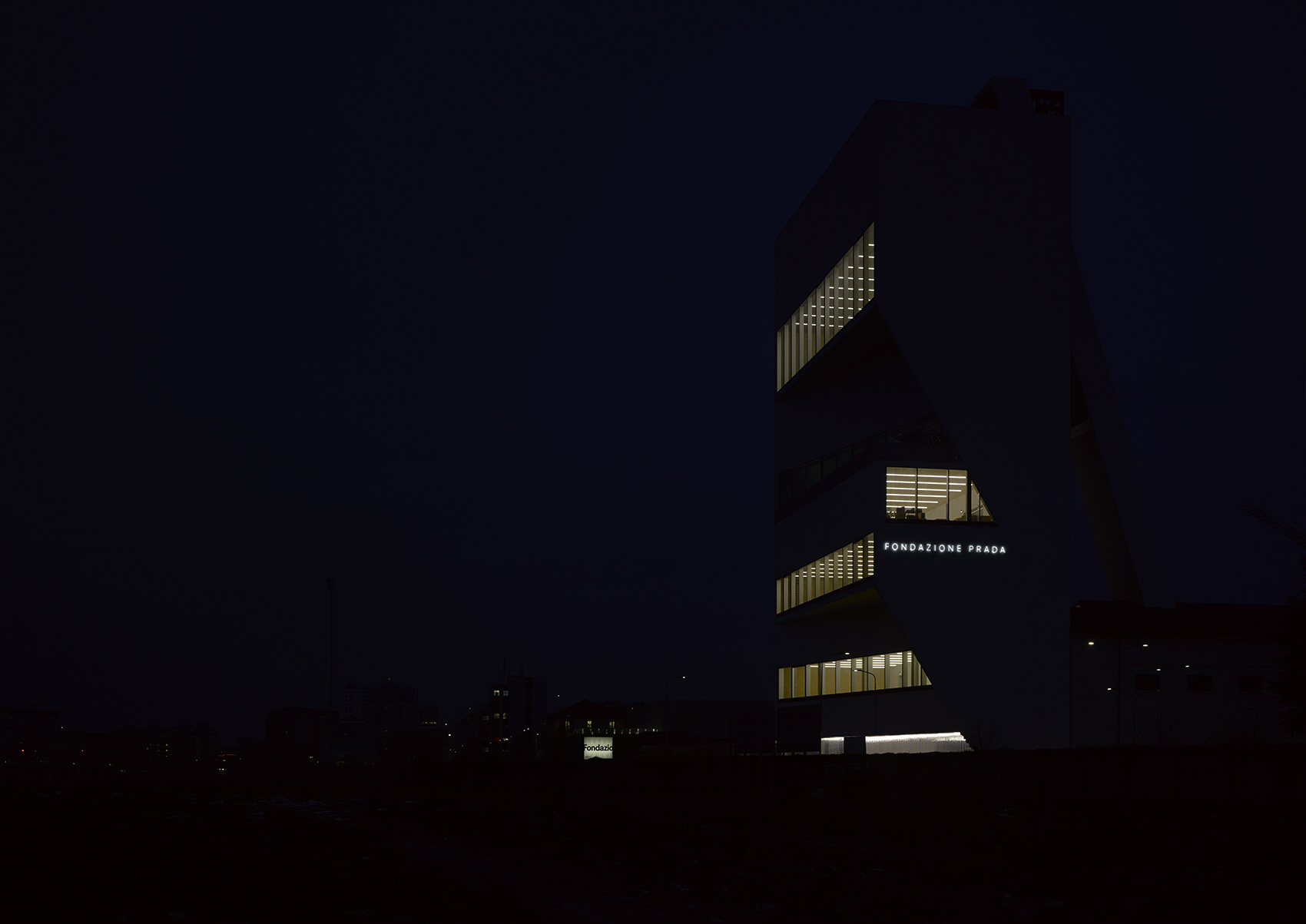 Prada基金会Torre大楼，米兰/为简单的体量赋予显著的空间差异性-106