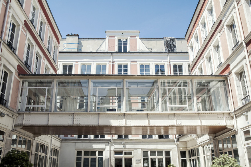 工业风遇上木质温馨,打造独特女性气质办公空间-14