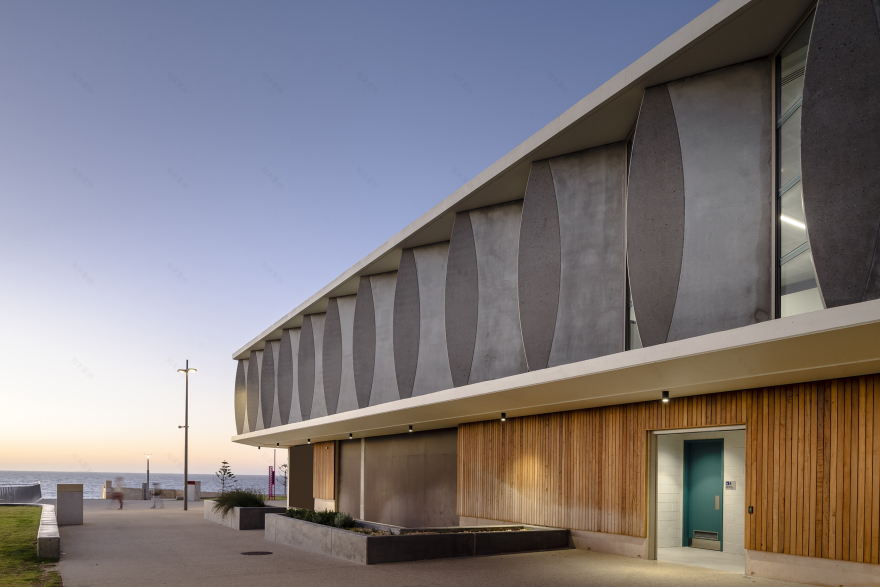 斯卡伯勒海滩服务与冲浪俱乐部-23