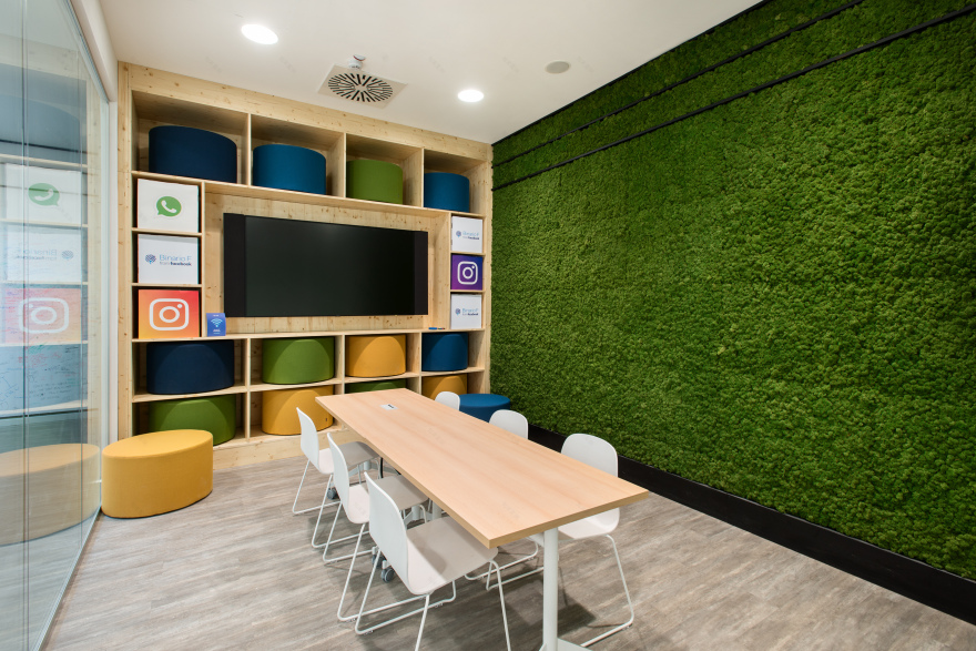 培训机构 / 灵活多变的空间魔法,Binario F 的数字技能培训中心-18