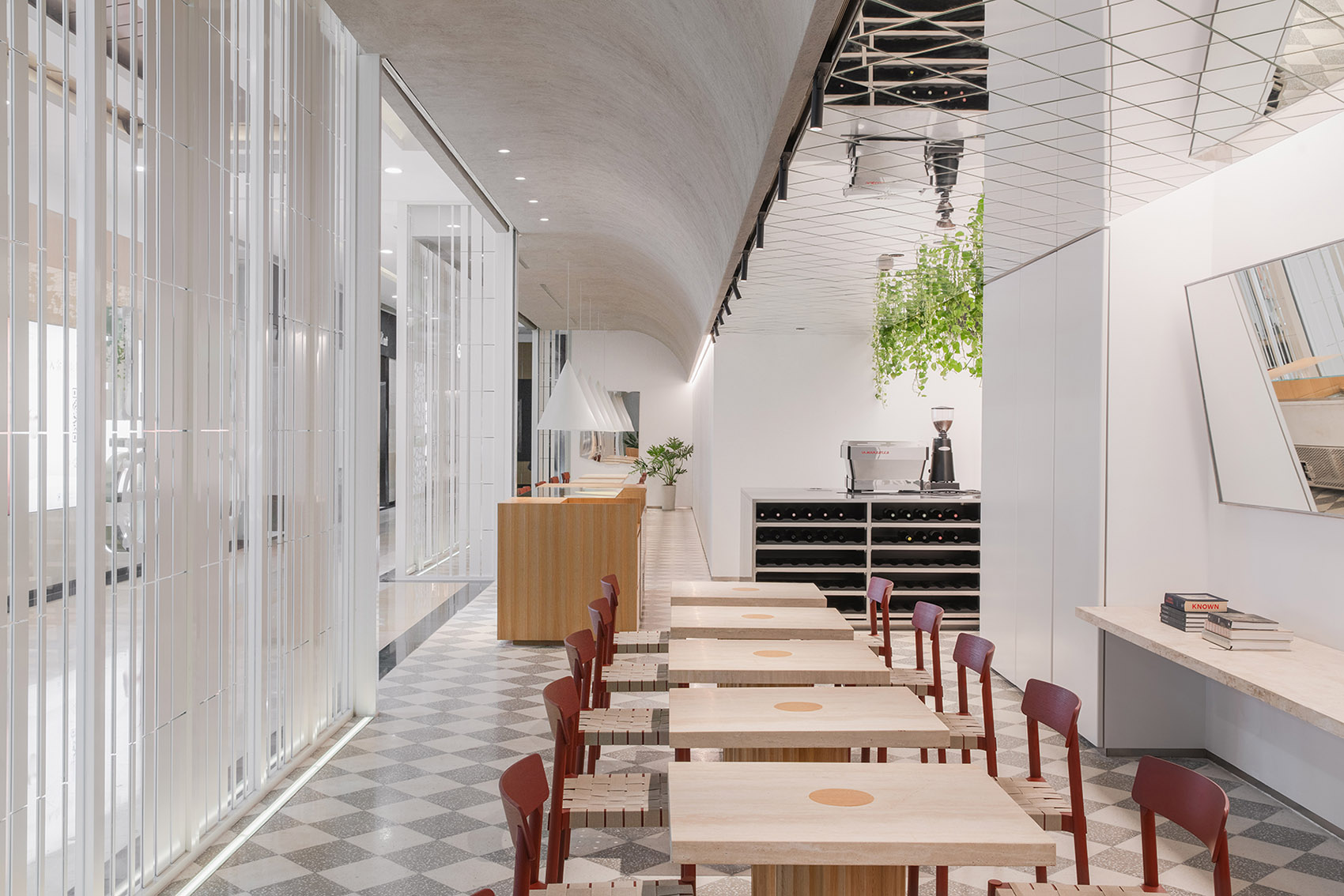 新时尚咖啡馆，北京/向“生活艺术”致敬，以古典建筑的构造元素塑造跨时空感-18
