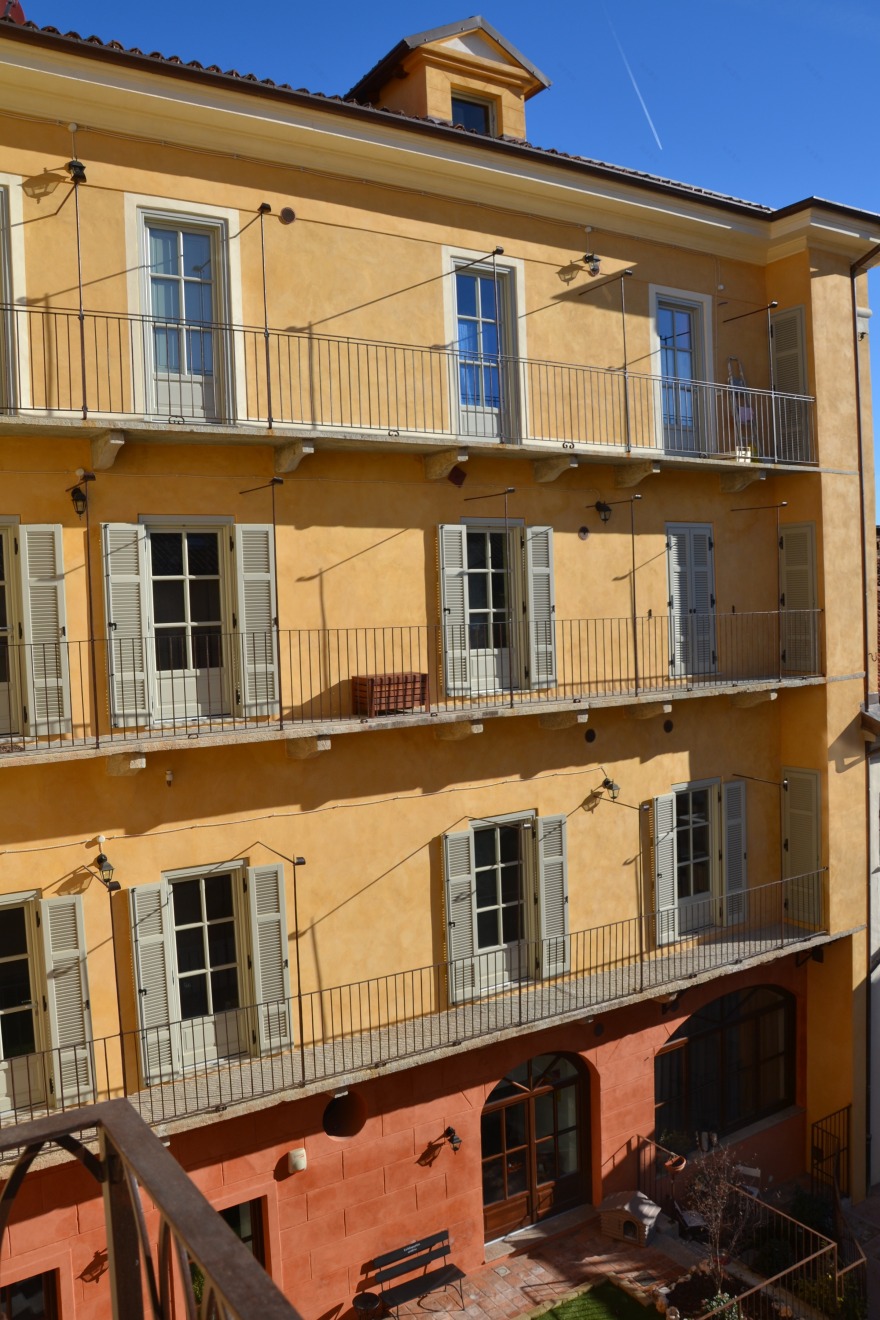 中世纪风情公寓修复 | Corte dei Drappi-8