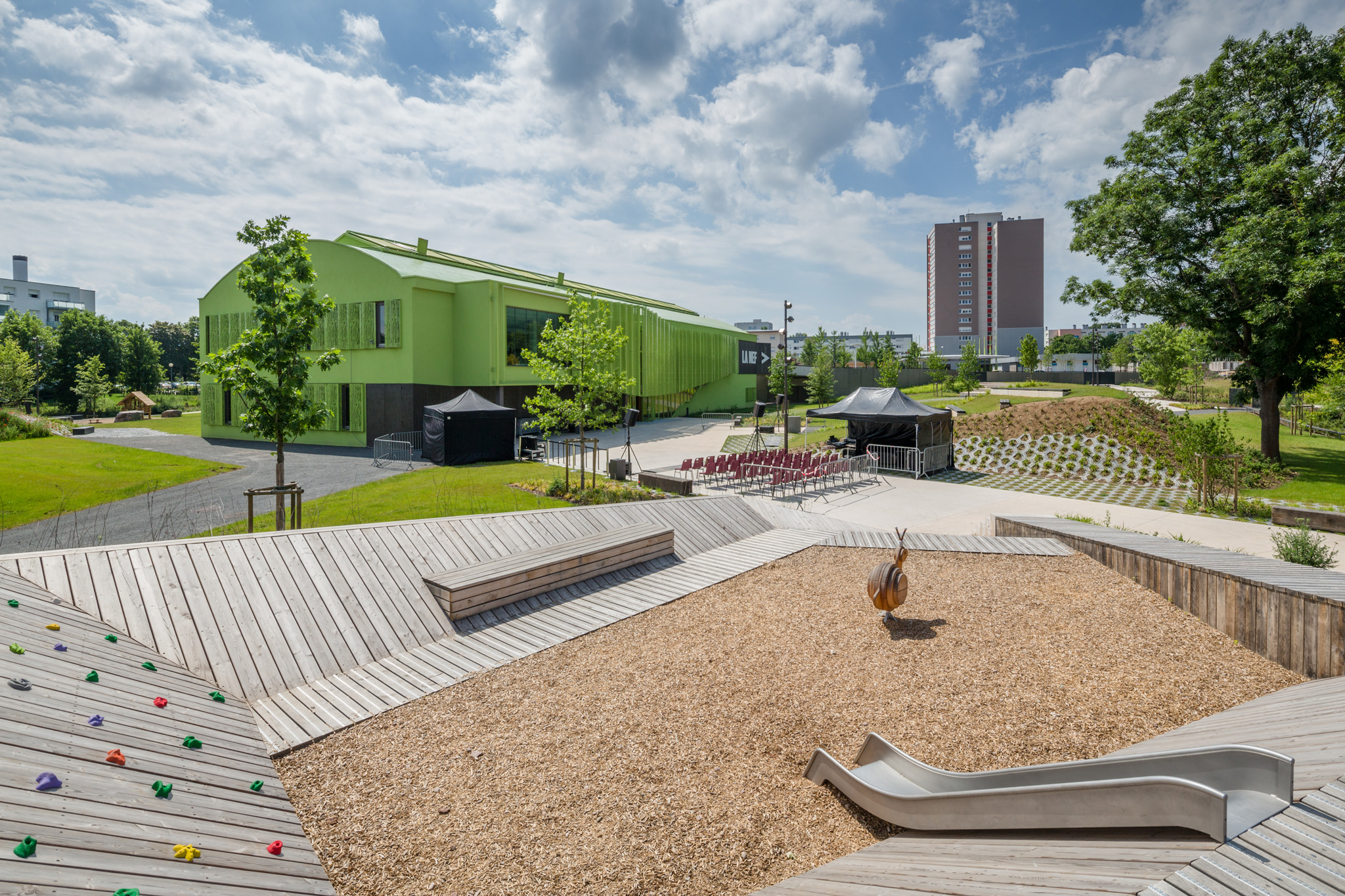 绿色工业风 Freyssinet 建筑的现代文化新生丨法国-11