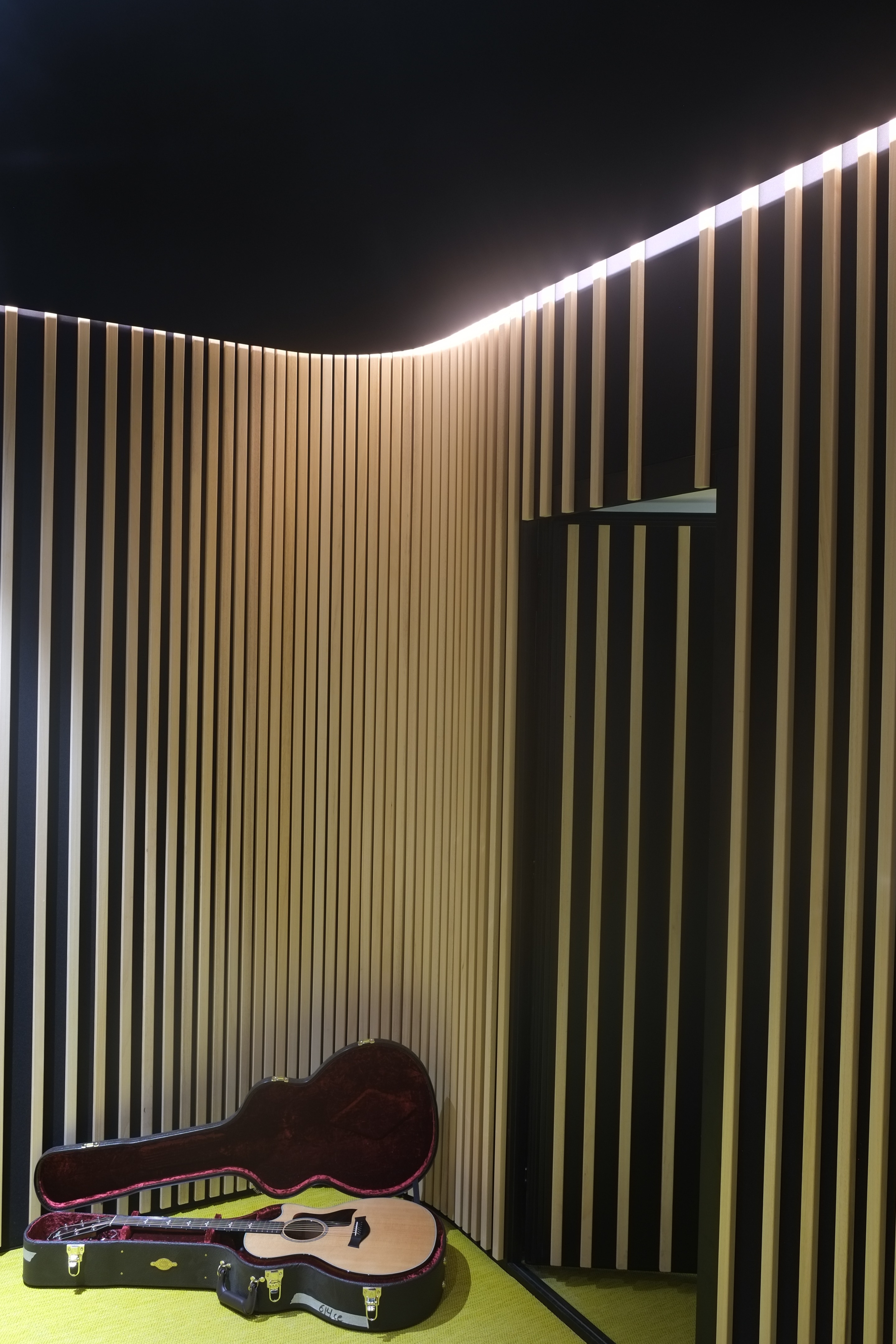 卡瓦利音乐商店私密试音空间打造丨意大利-12