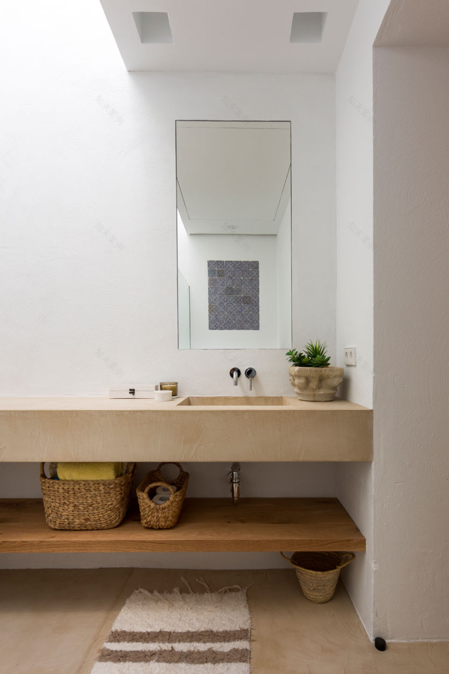 传统与当代共融的西班牙别墅设计-7