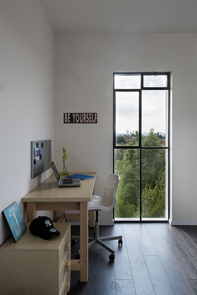 特拉维夫双家庭别墅 | 铝制框架与自然光的巧妙融合-22