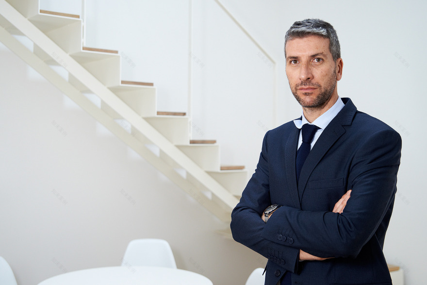 历史中心的小型豪华别墅改造-41