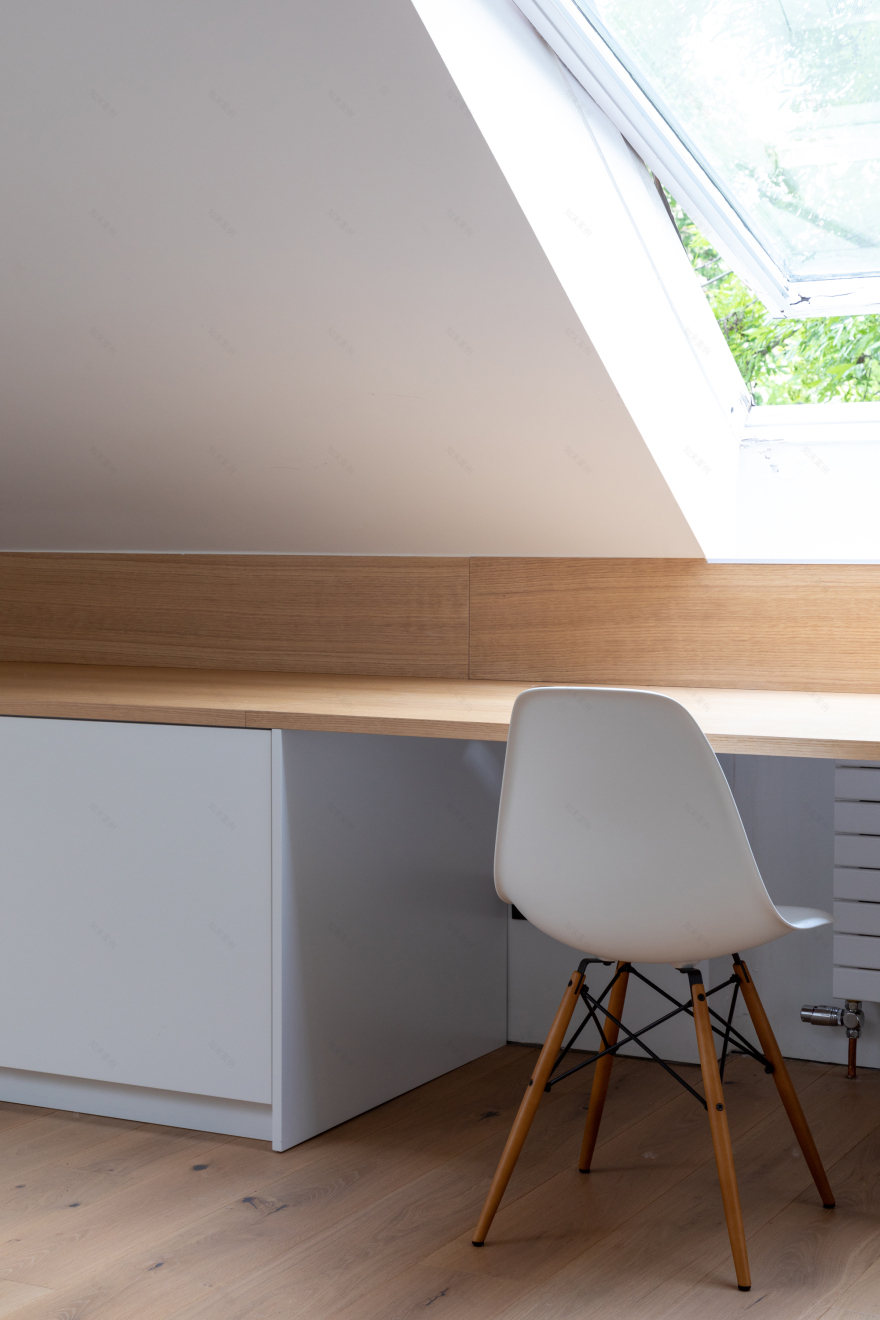 融合历史与现代的捷克公寓翻新设计-20