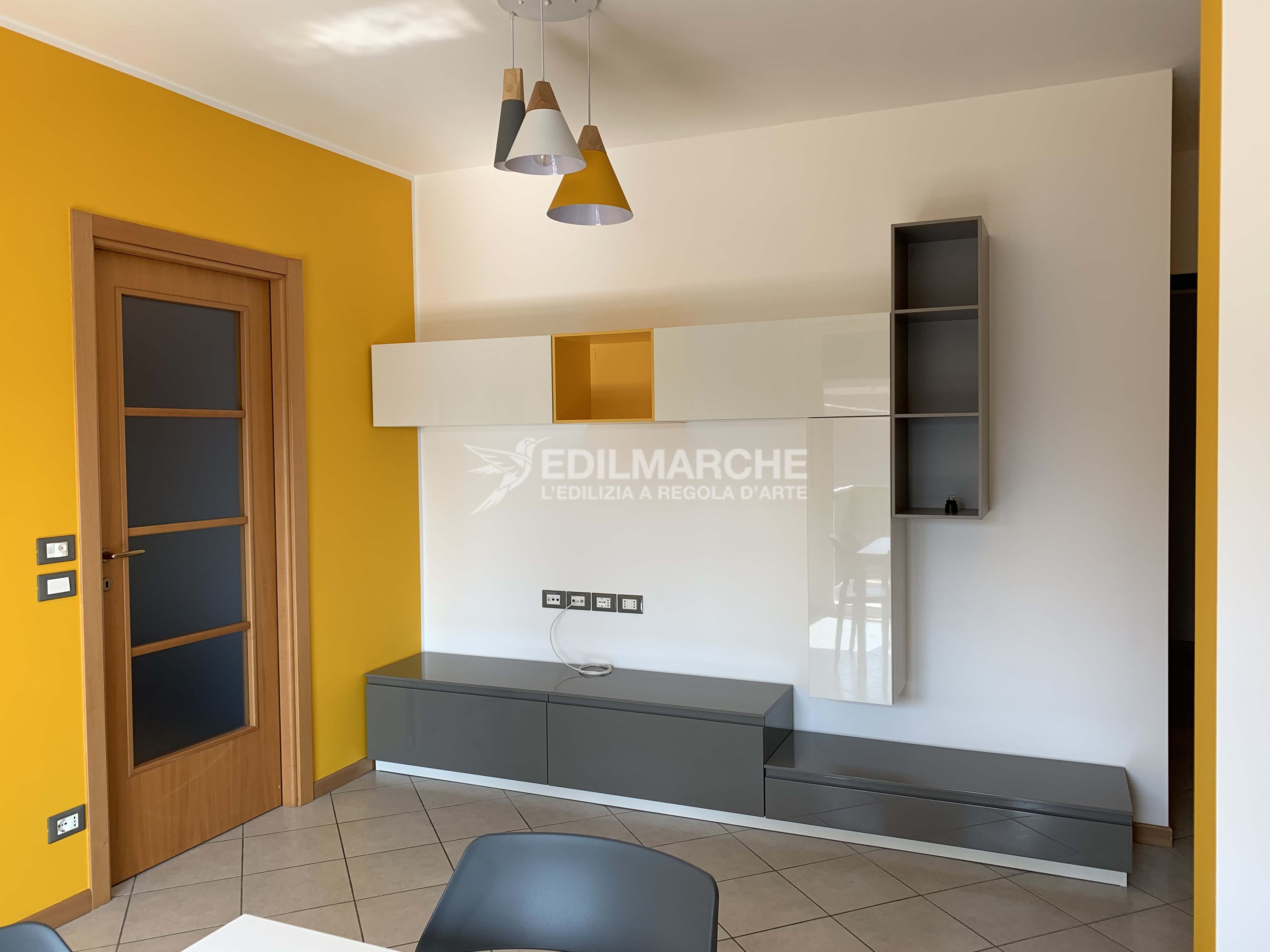 活力色彩的 70 平米公寓翻新设计-7