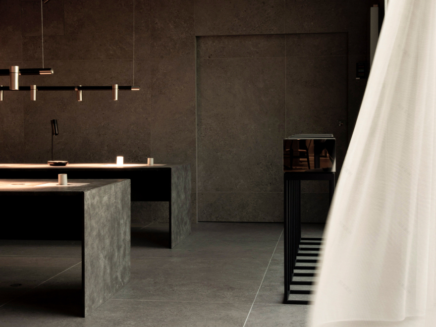 丹麦 One A 品牌展示空间 | Masai 石材展现极简魅力-2