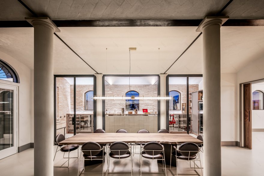 意大利乡村度假别墅现代改造-10