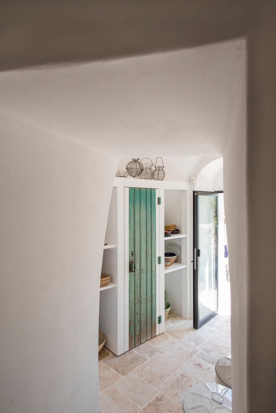 意大利传统风格别墅 TRULLI LA CIPRESSA,融入自然之美-15