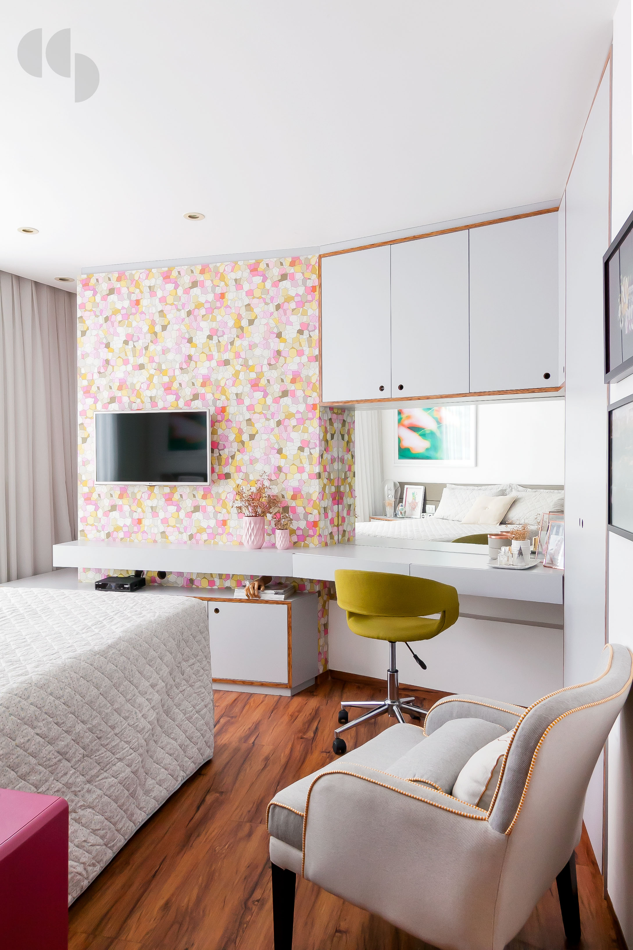 色彩轻盈的阳光家庭公寓-23