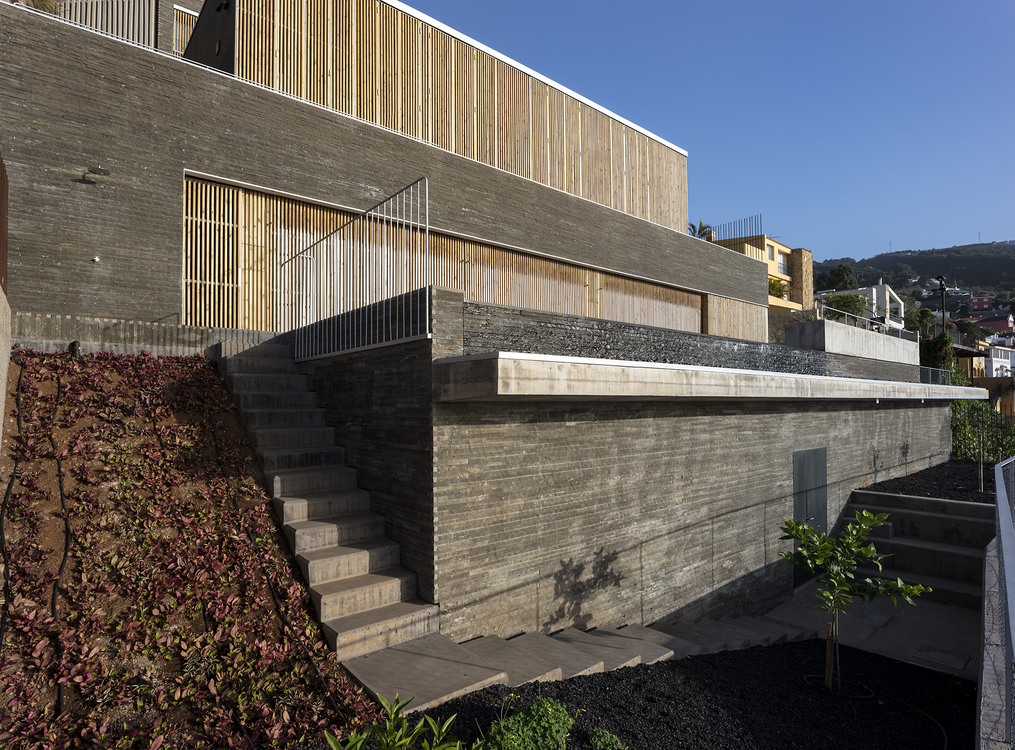 Teide 山下的生态别墅-21