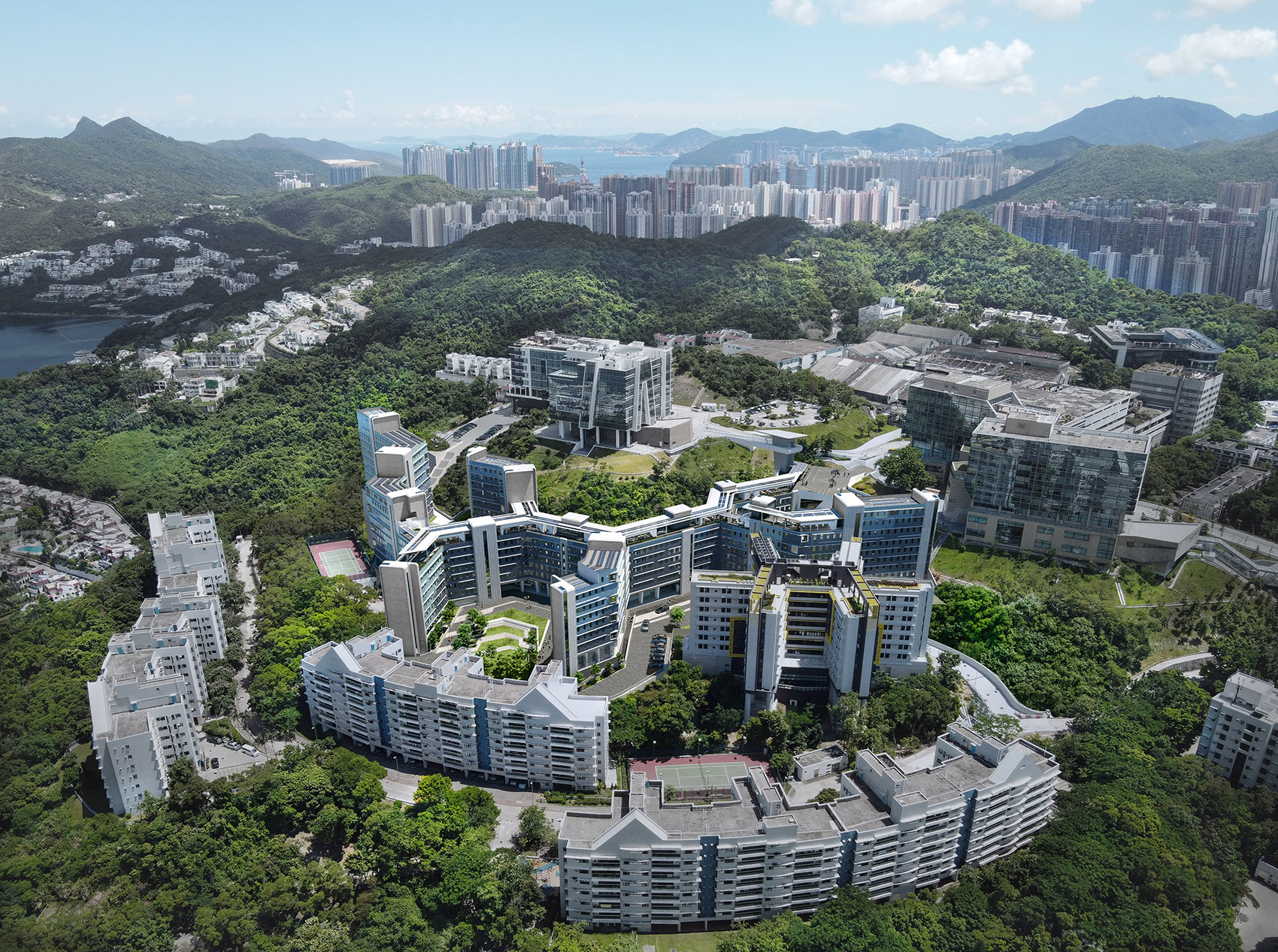 利安与Zaha Hadid Architects设计香港科技大学学生宿舍/预制设计创造碳中和校园-11