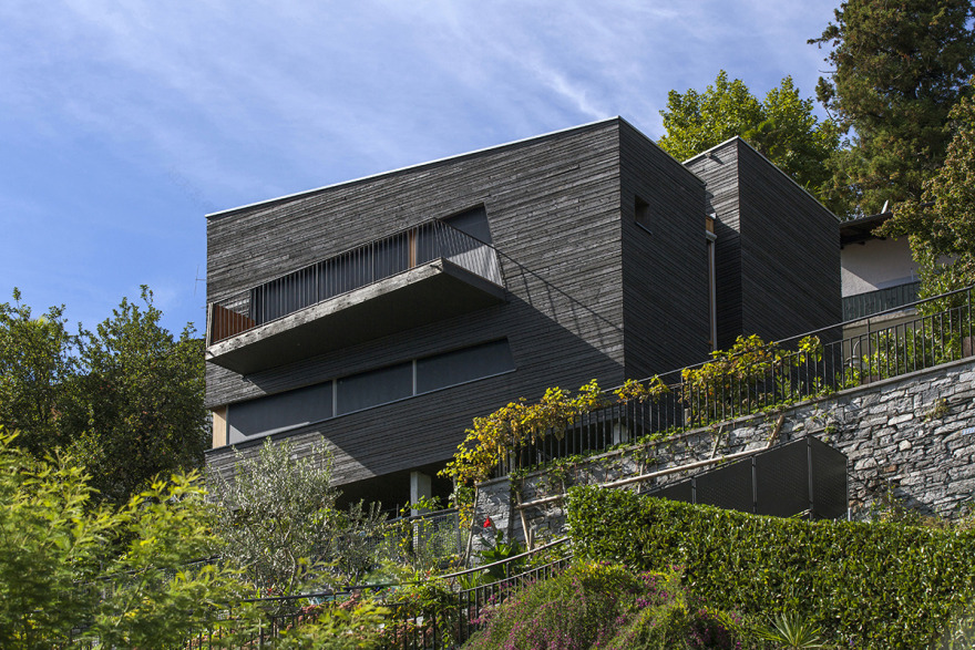 瑞士自然别墅,木质内外营造独特氛围-16