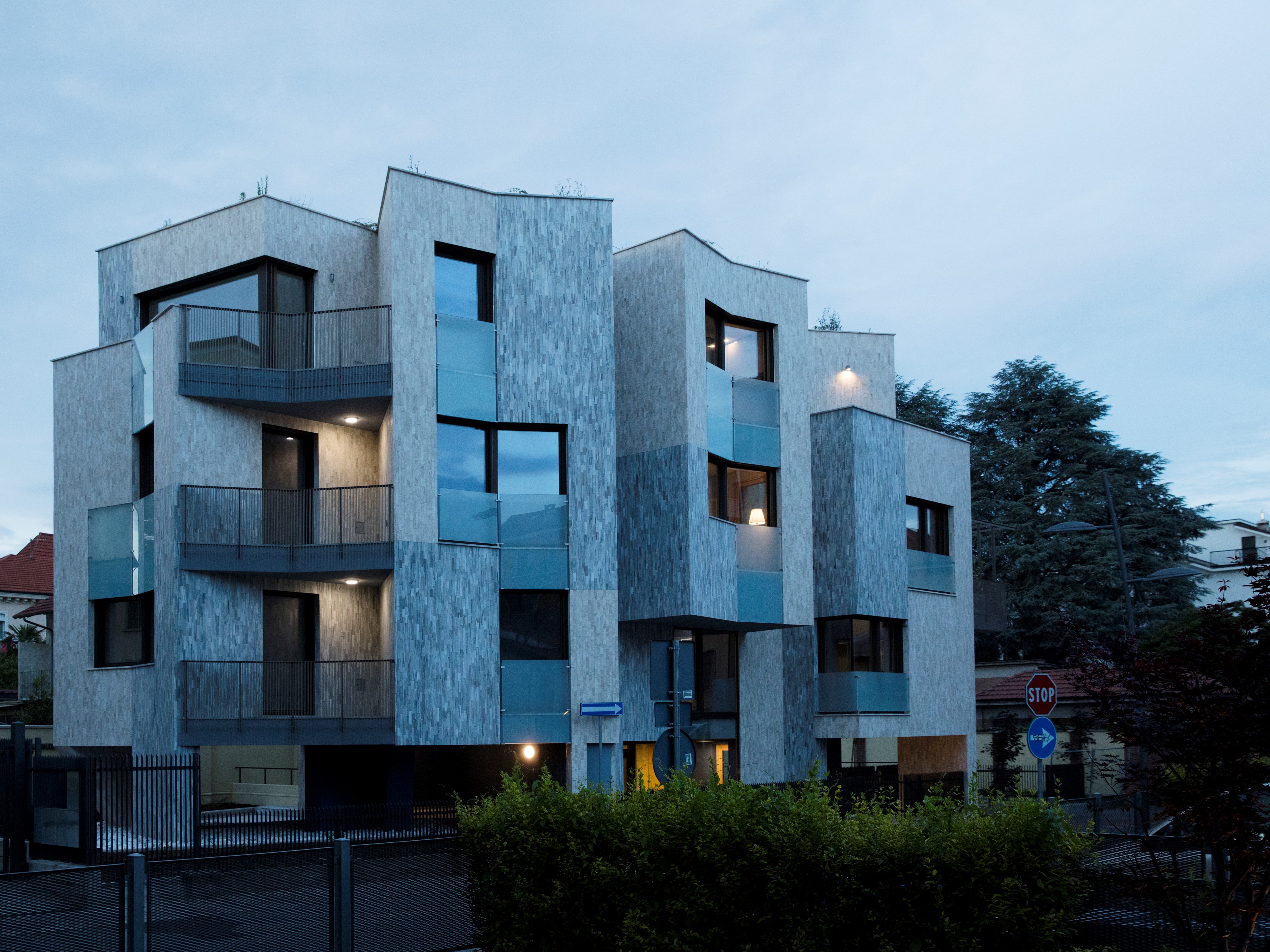 意大利小镇别墅，传统与现代的完美融合-3