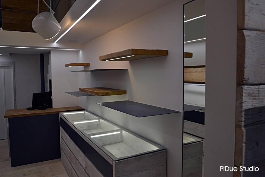 20 平米小店的现代与环保设计-20