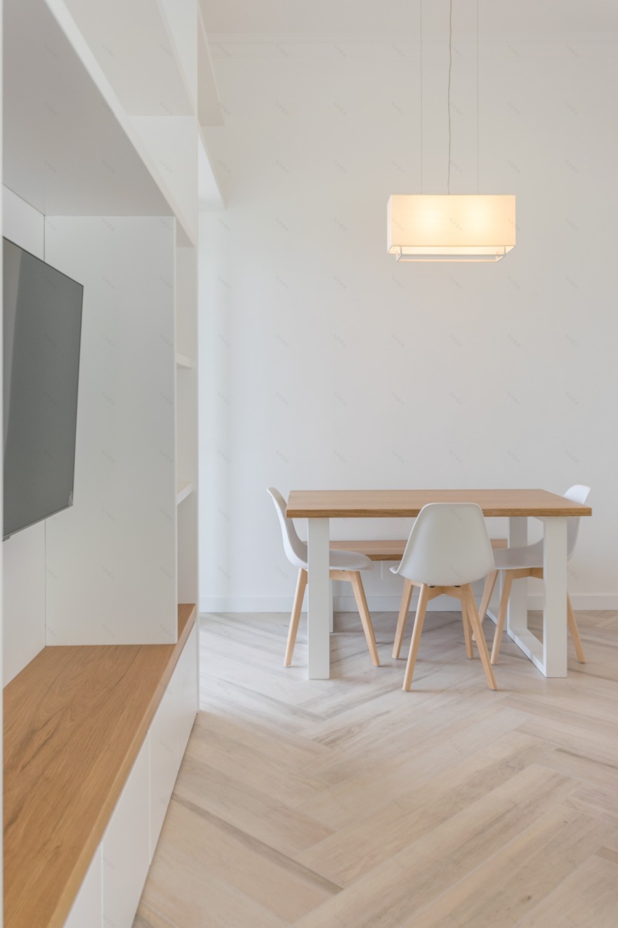 简约暖调的海湾美景丨意大利-19