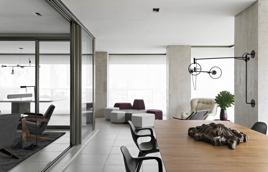 巴西设计公寓 | 工业风木饰面打造男性化魅力空间-1