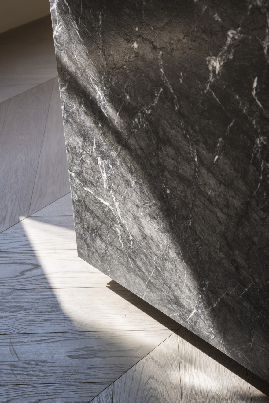 融合历史与现代的意大利古城公寓改造-20