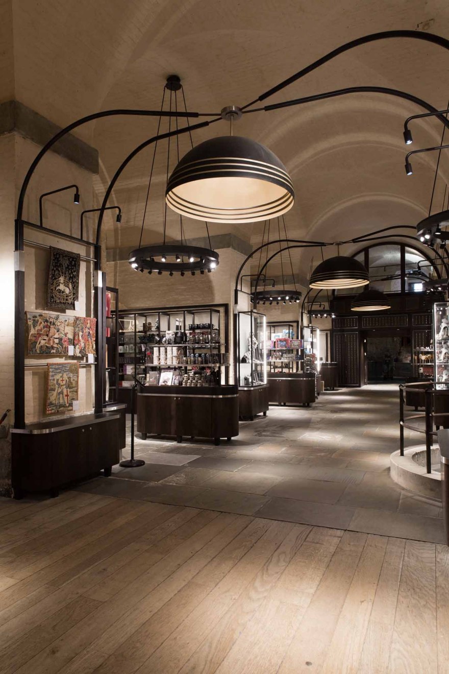 伦敦塔的白塔礼品店-2