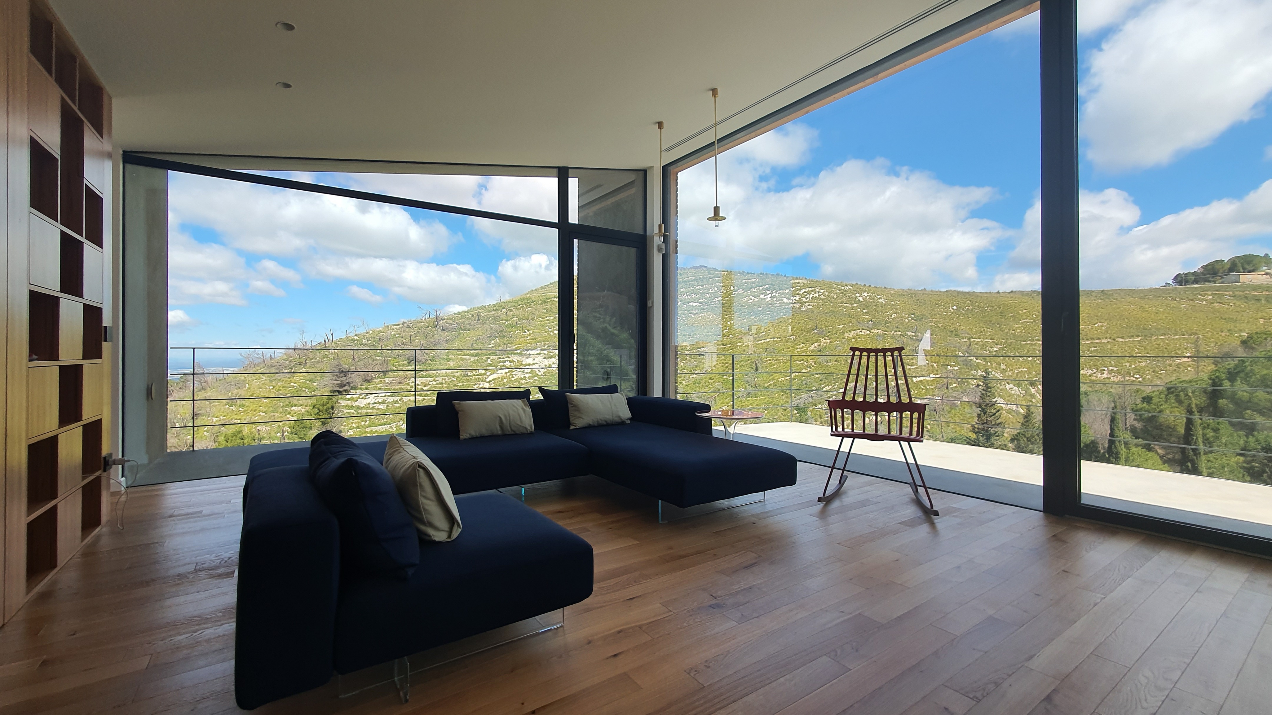 绿意盎然的自然之家——意大利 Villa Luz 别墅设计-15