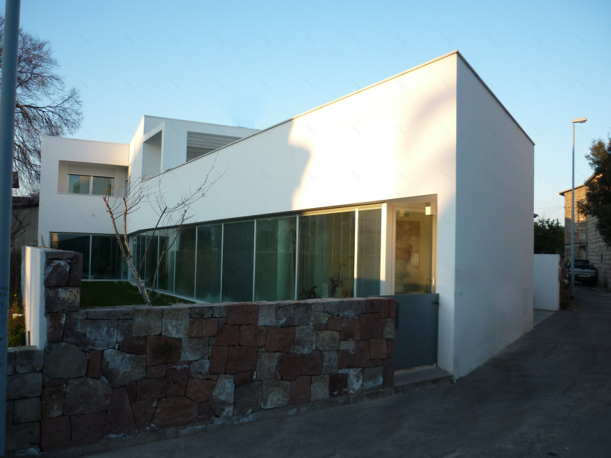 意大利 Samugheo 健康住宅设计-4