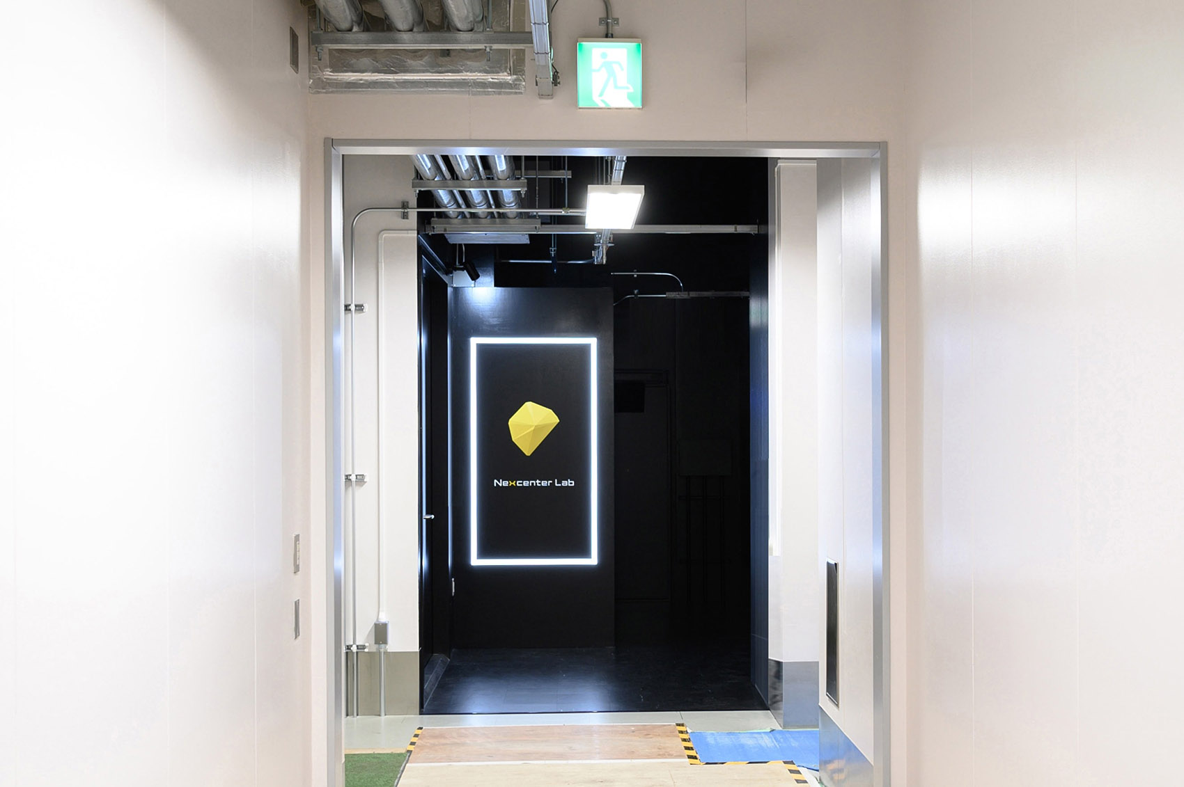 Nexcenter Lab实验室，神奈川/对立的黑白隐喻两个世界-6