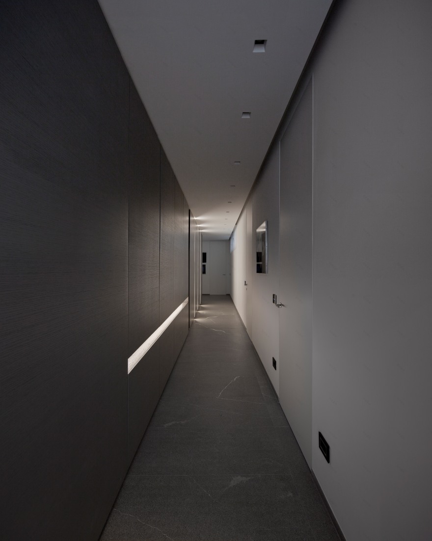 意式湖畔别墅,诠释自然与现代共生设计-36