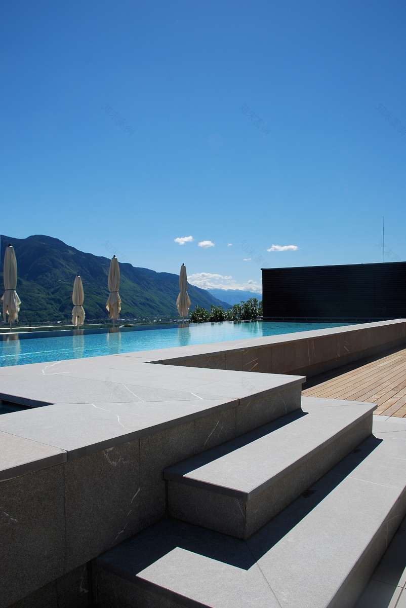 阿尔卑斯山中的地中海风情——Giardino Marling 酒店设计-13