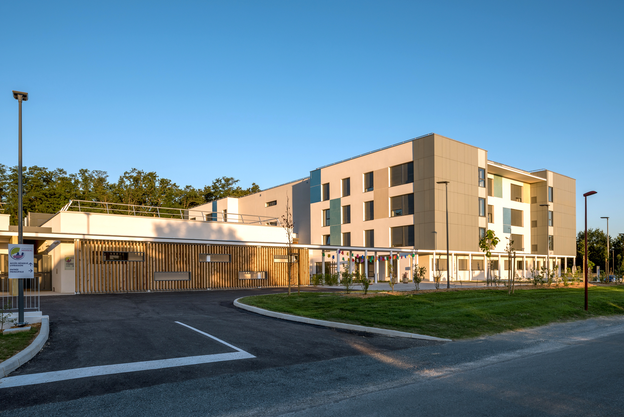 MIRAMONT·DE·GUYENNE EHPAD Fondation SOUSSIAL 老年公寓设计-7