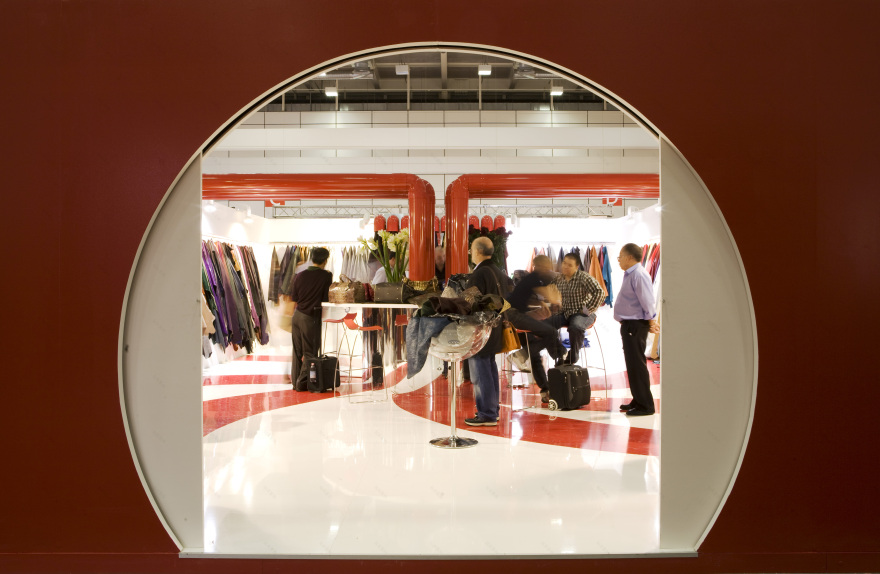 《查理与巧克力工厂》灵感,打造奇幻展示空间-3