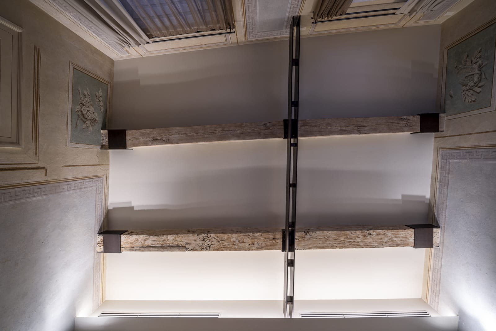 历史宅邸的现代重生 | 灯光与家具的完美融合-6