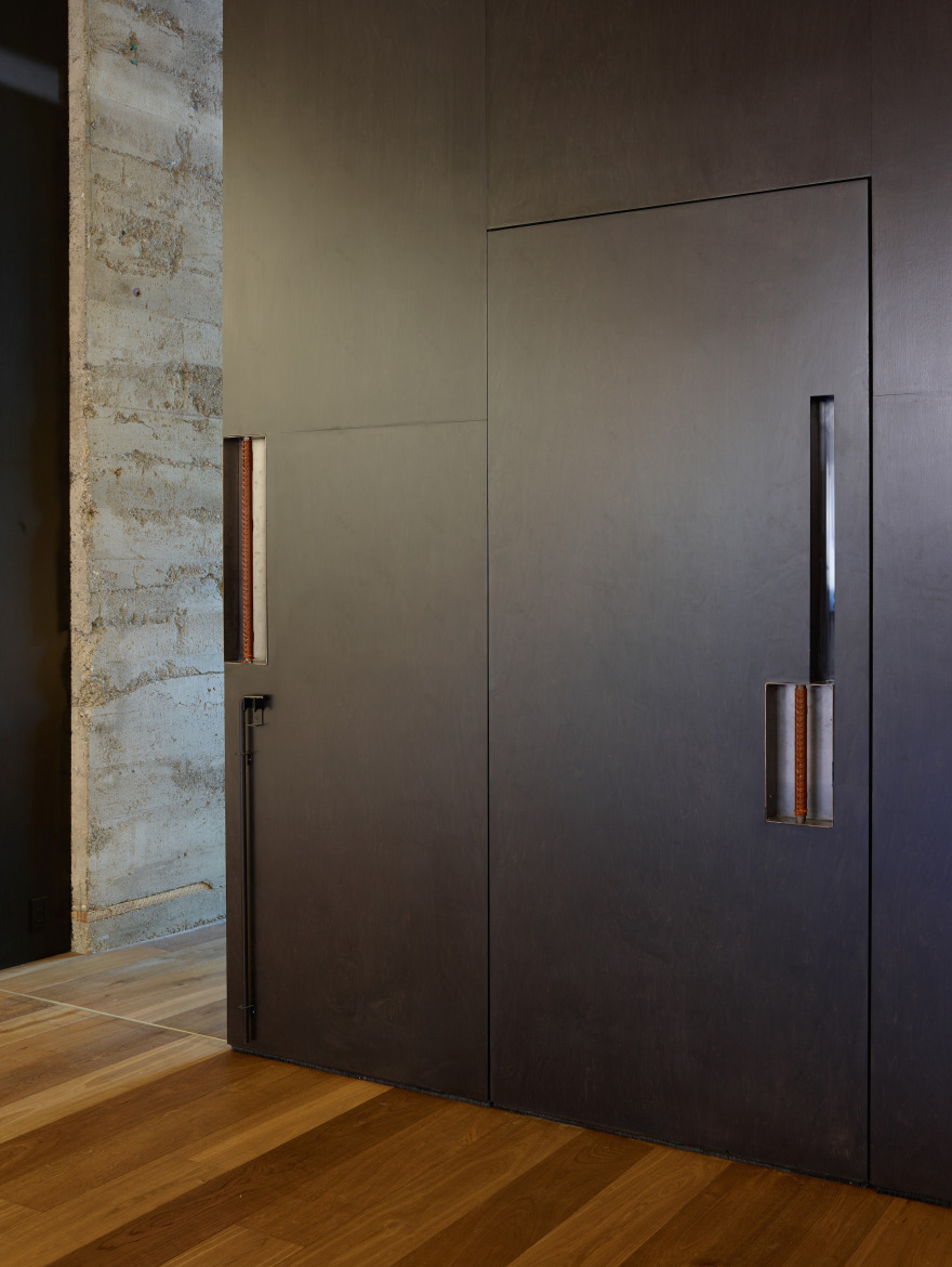 历史建筑中的现代瑜伽空间-8