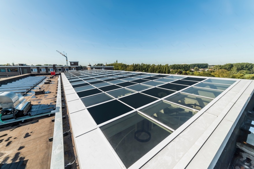 智能调光玻璃为比利时养老院带来全天候自然光-4