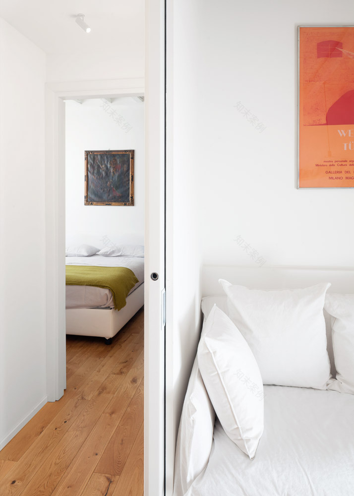 旧米兰公寓的现代翻新-12