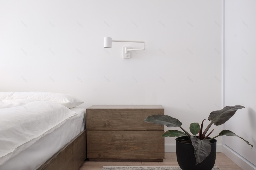 极简北欧风公寓设计,融入自然光线与本土元素-3