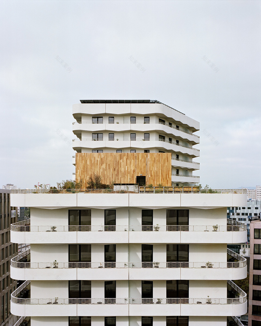 巴黎 Clichy-Batignolles 社区文化中心-95