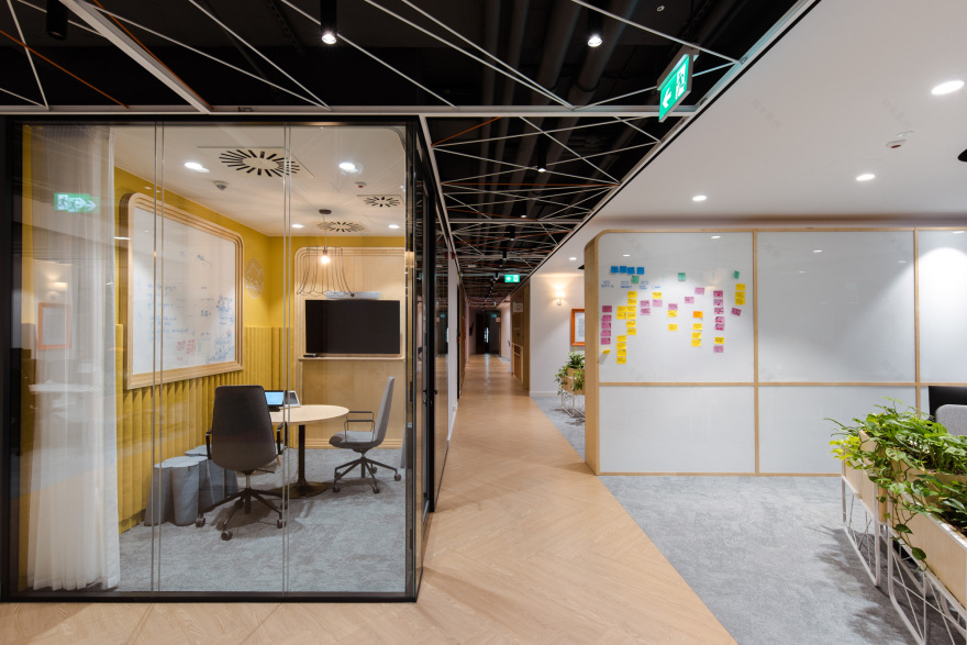 波兰 ING Tech 新办公室,现代与传统的美妙融合-33